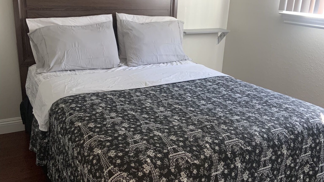 Photo of Bedroom in Southwestern Sacramento