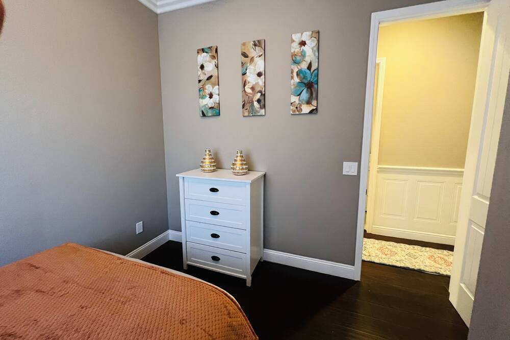 Photo of Bedroom in Castro Valley