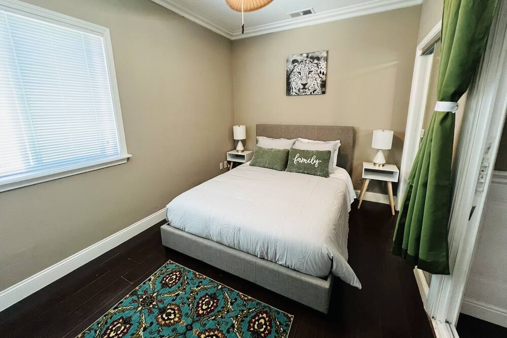 Photo of Bedroom in Castro Valley