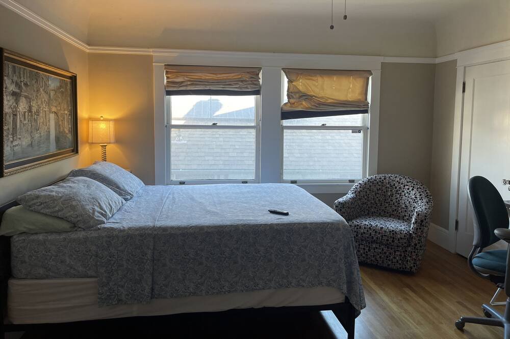 Photo of Bedroom in Civic Center