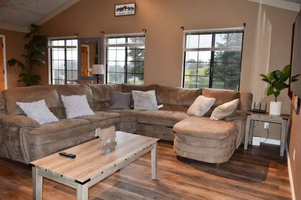 Photo of Livingroom in Coarsegold