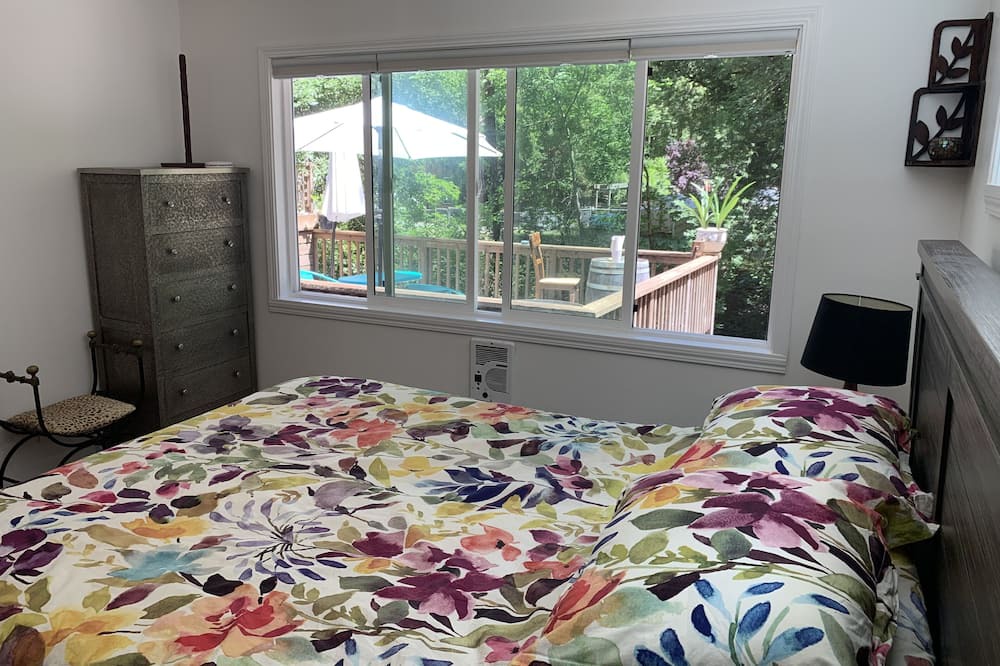 Photo of Bedroom in Cazadero