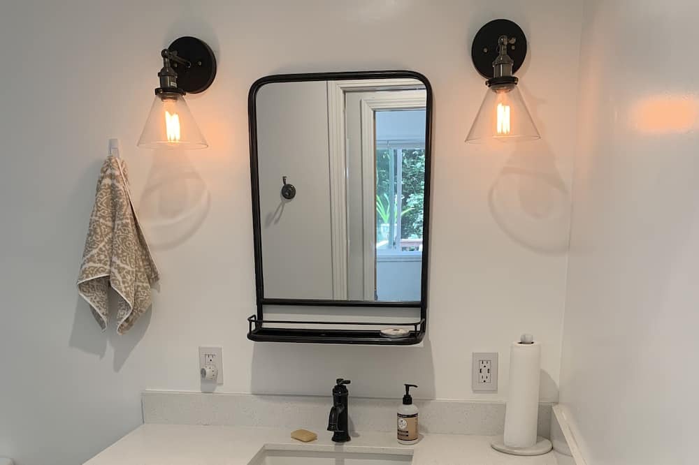 Photo of Bathroom in Cazadero