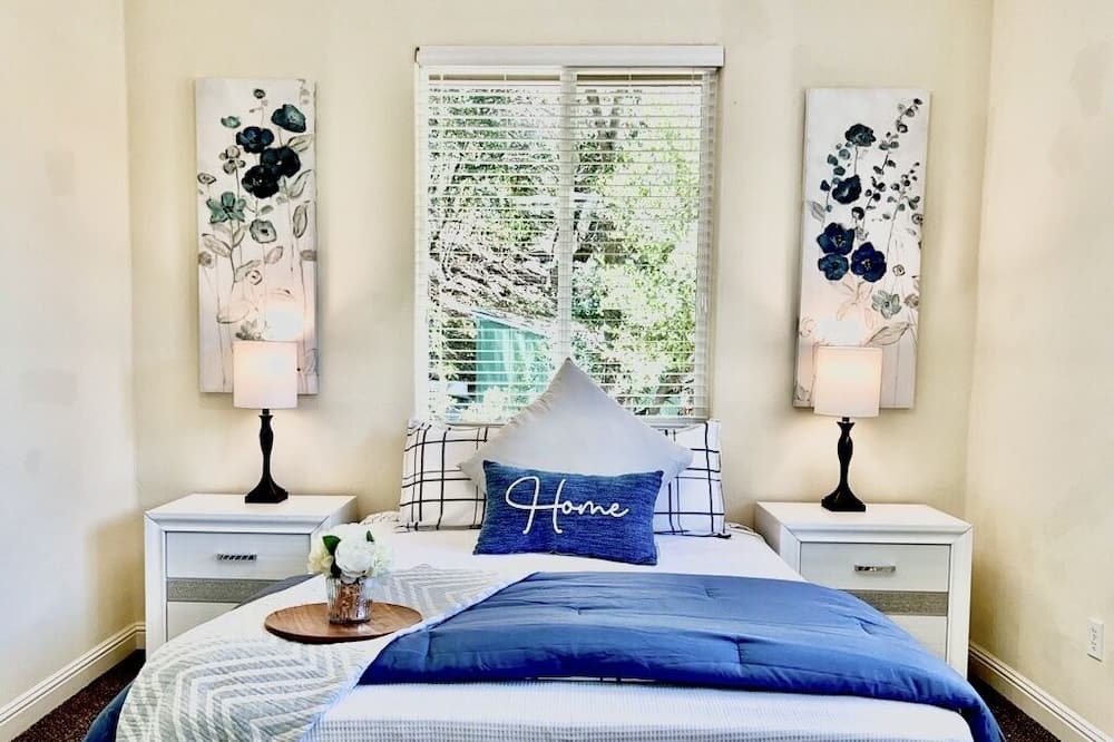 Photo of Bedroom in Carmel Valley