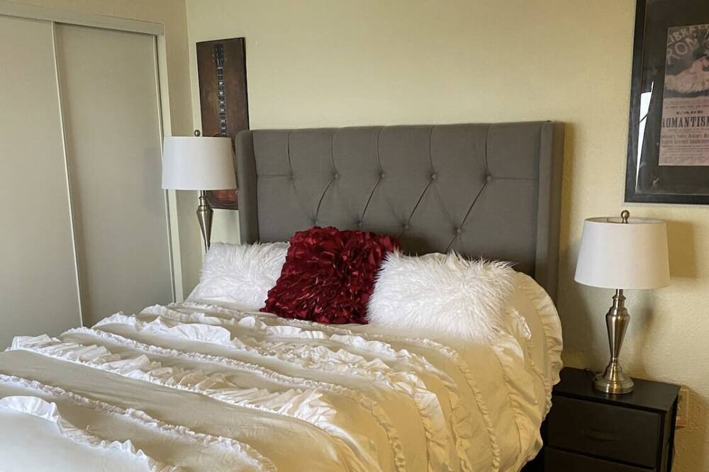 Photo of Bedroom in Morro Bay
