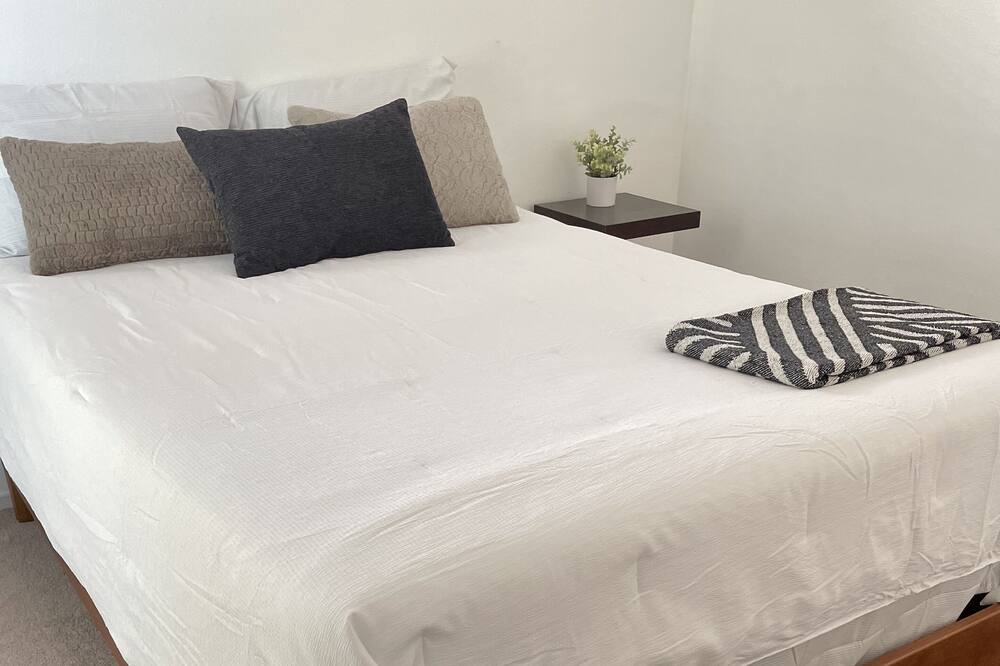 Photo of Bedroom in Greenacres