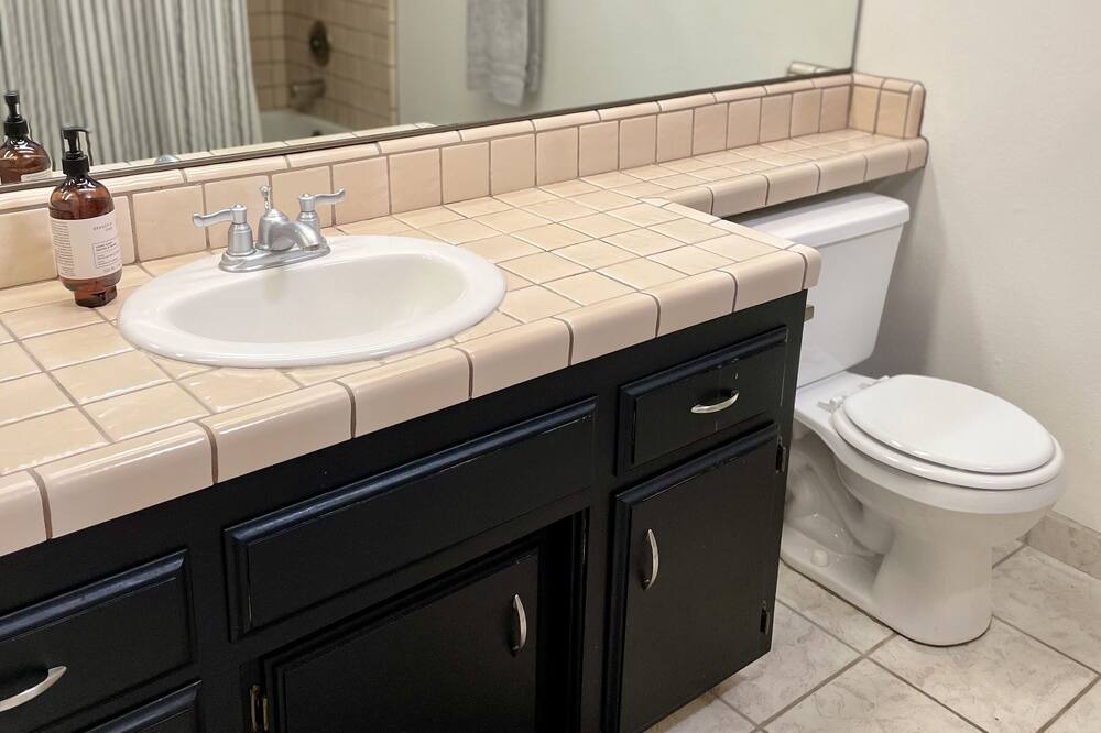Photo of Bathroom in Greenacres