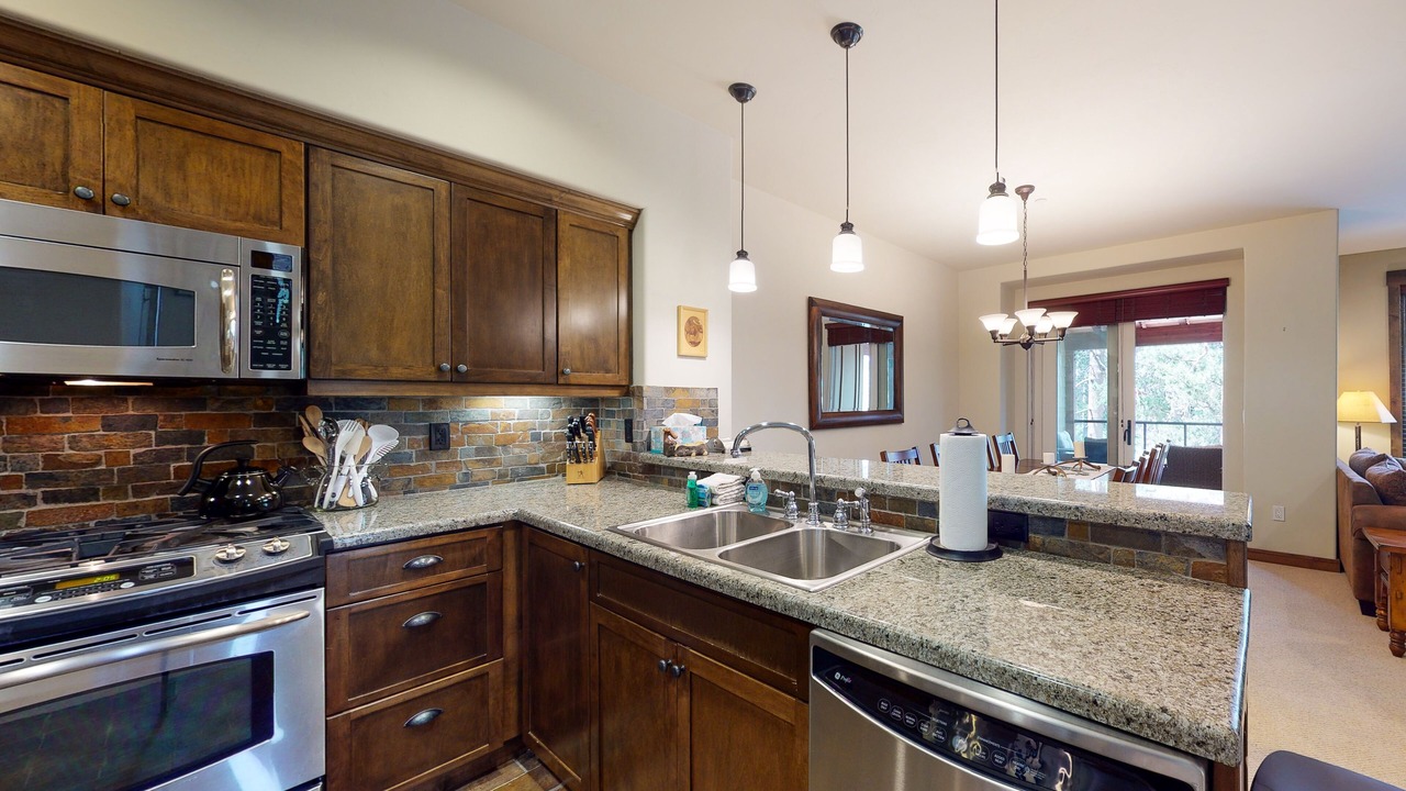 Photo of Kitchen in Woodwinds