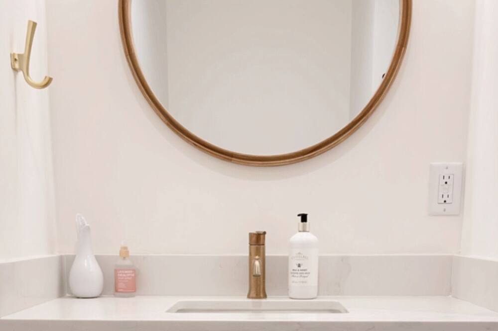 Photo of Bathroom in Girvan