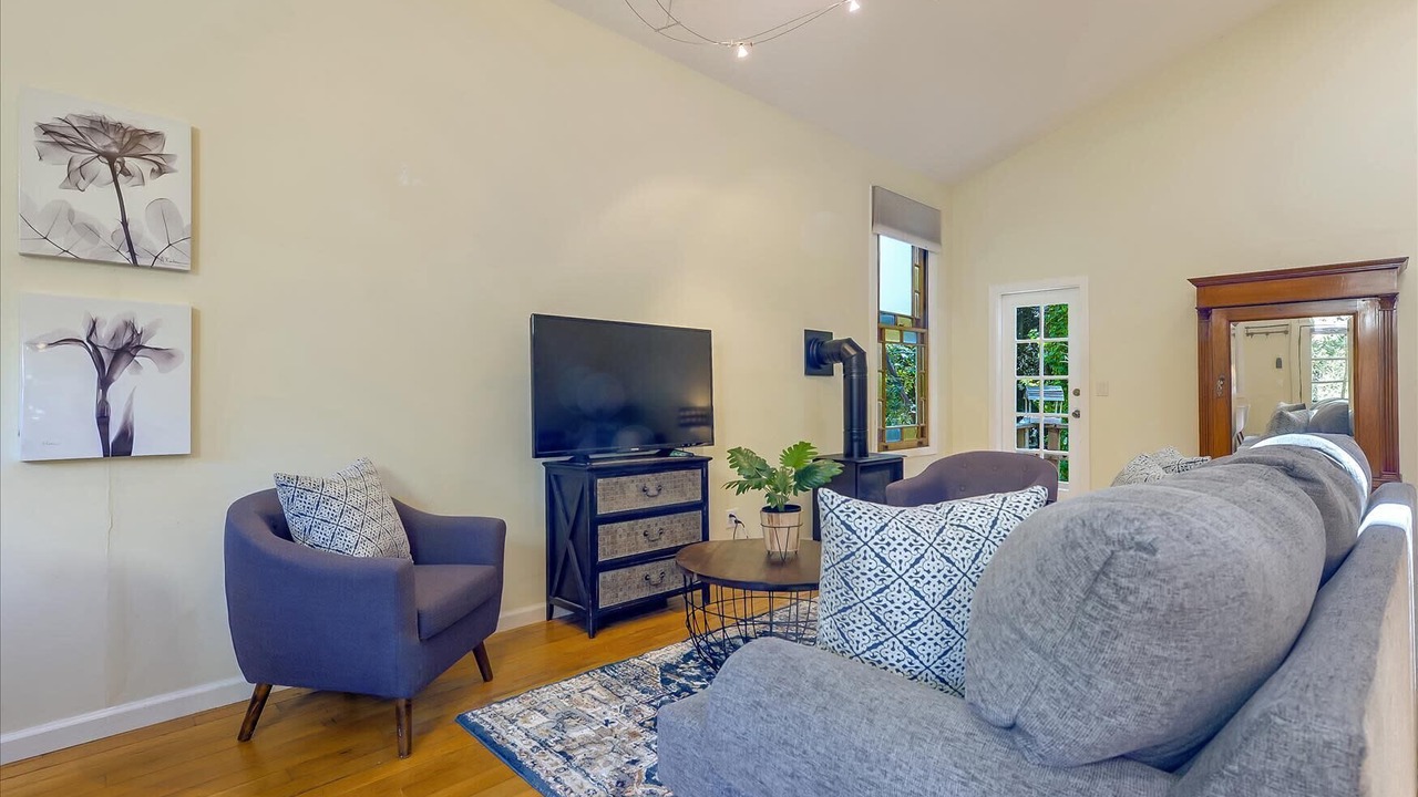 Photo of Livingroom in Redwood City