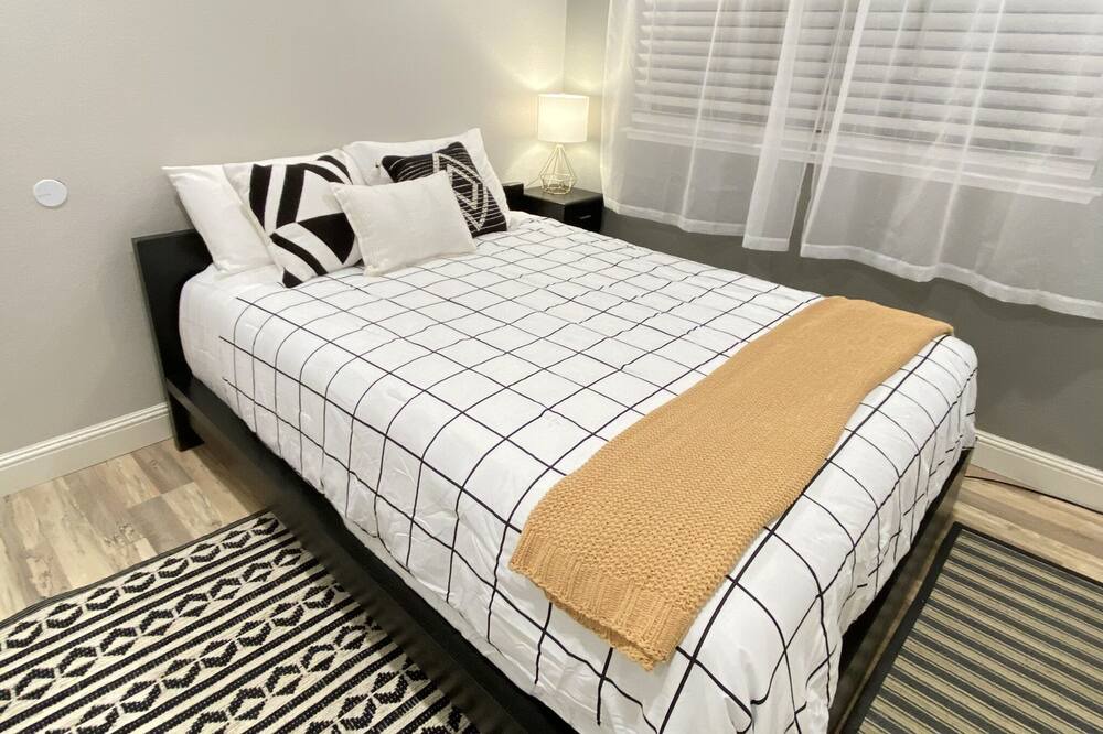 Photo of Bedroom in Sacramento