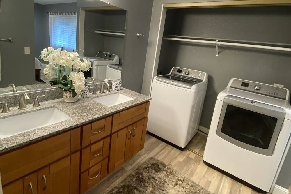 Photo of Bedroom in Sacramento