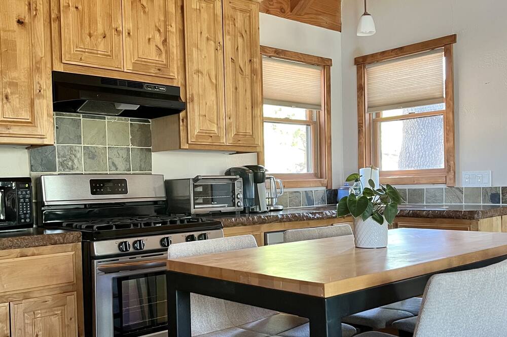 Photo of Kitchen in Groveland