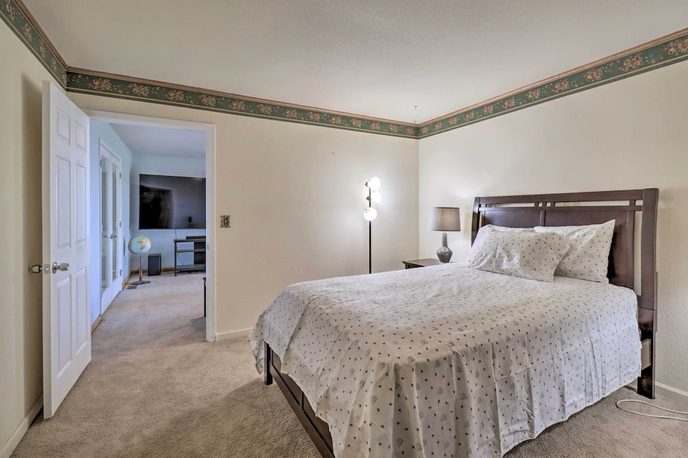 Photo of Bedroom in Carson City