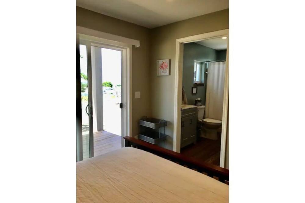 Photo of Bedroom in Johnson Lane