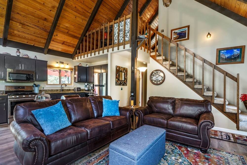 Photo of Bedroom in Groveland