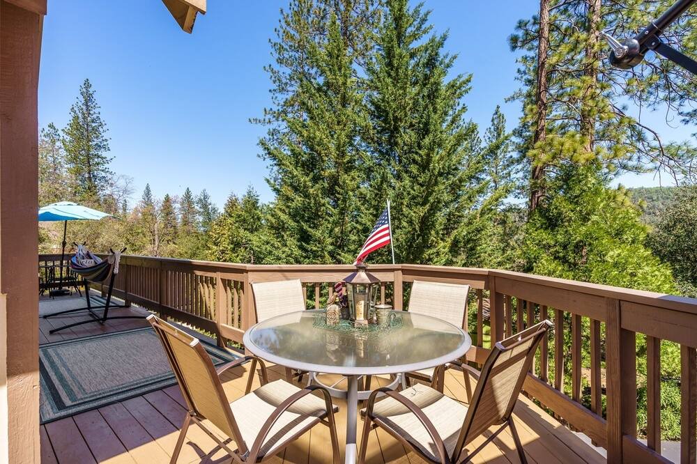 Photo of Outdoor in Groveland