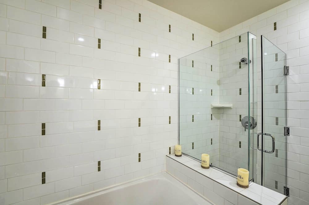 Photo of Bathroom in Lake Las Vegas