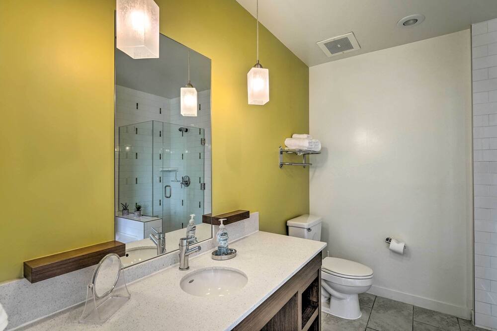 Photo of Bathroom in Lake Las Vegas