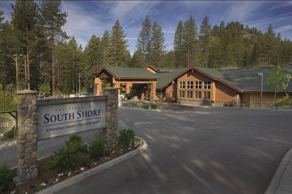 Photo of Outdoor in Round Hill Village