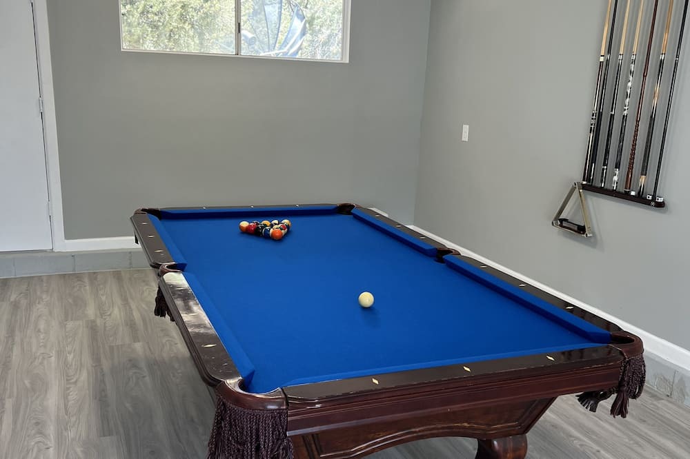 Photo of Bedroom in Frazier Park