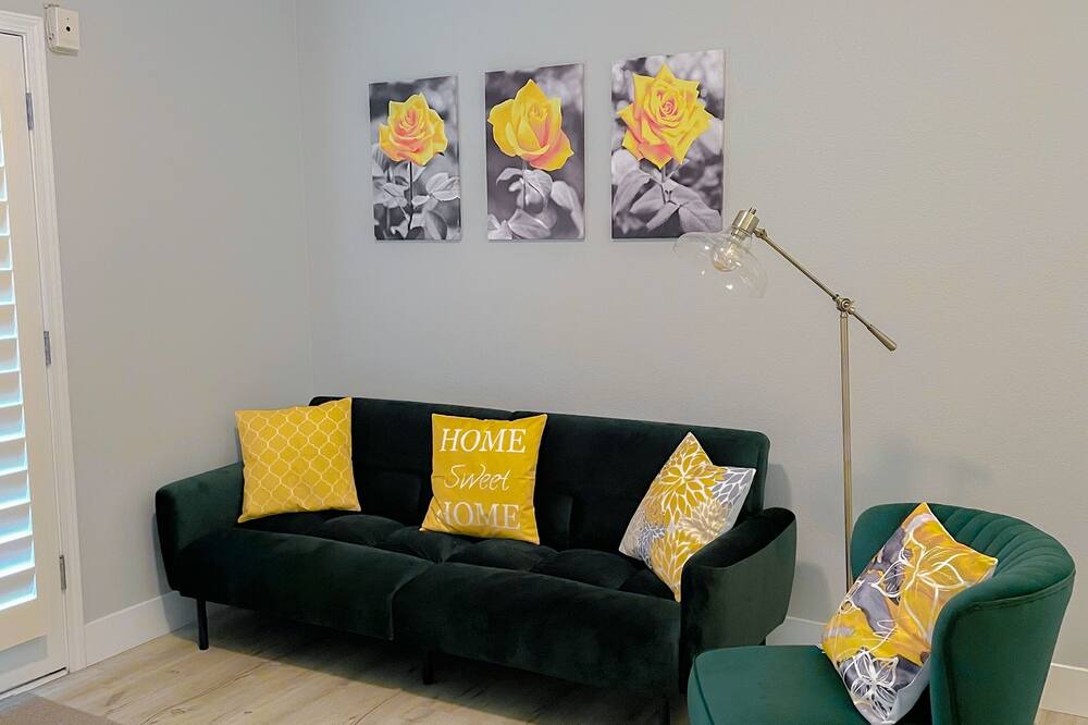 Photo of Livingroom in Fresno