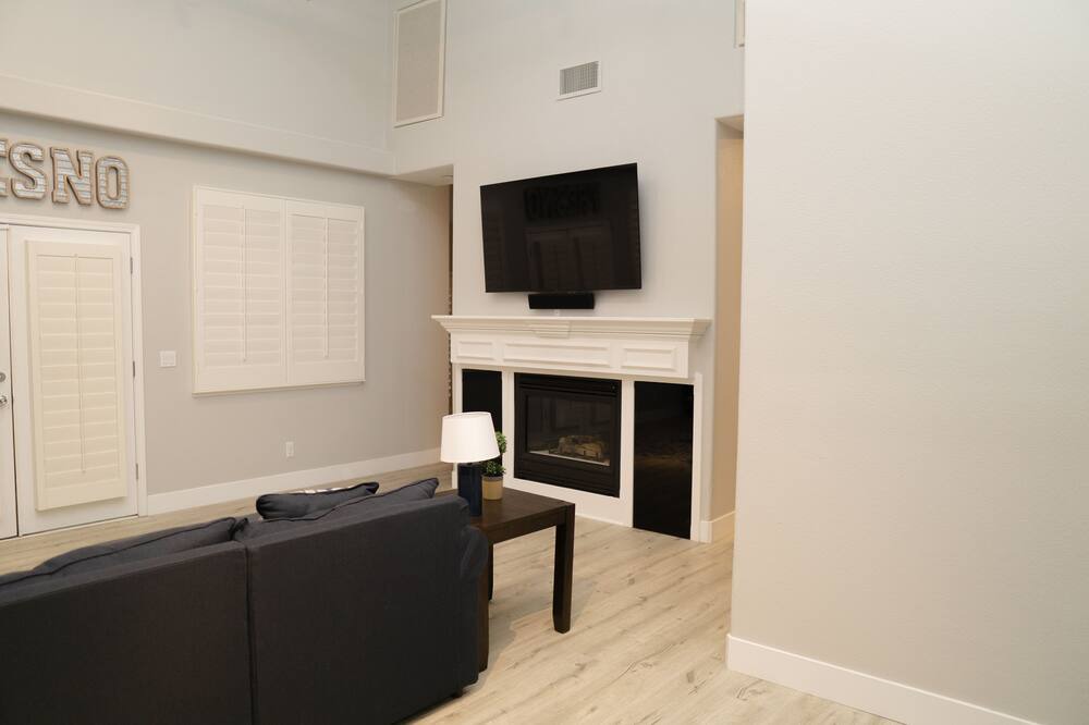 Photo of Livingroom in Fresno
