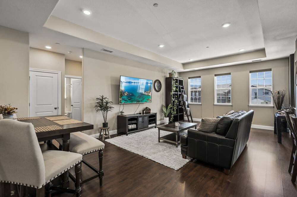 Photo of Livingroom in Reno