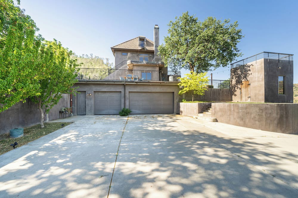 Photo of Outdoor in Friant
