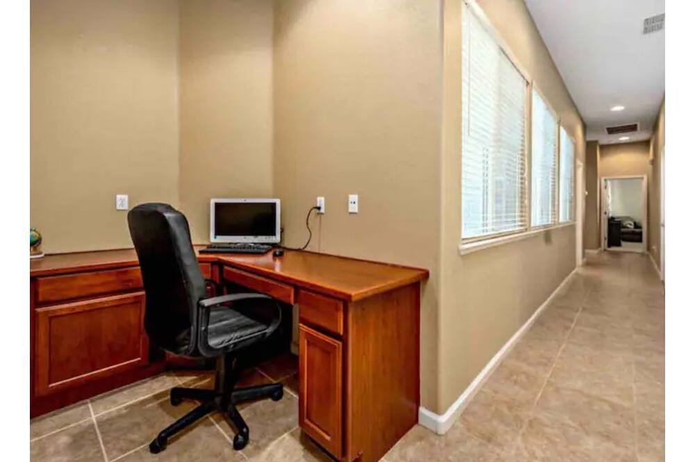 Photo of Bedroom in Merced