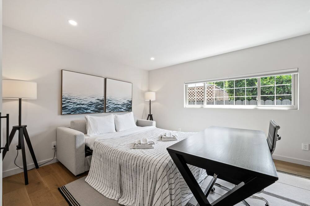 Photo of Bedroom in North Central