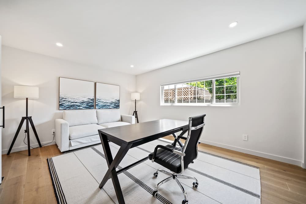 Photo of Bedroom in North Central