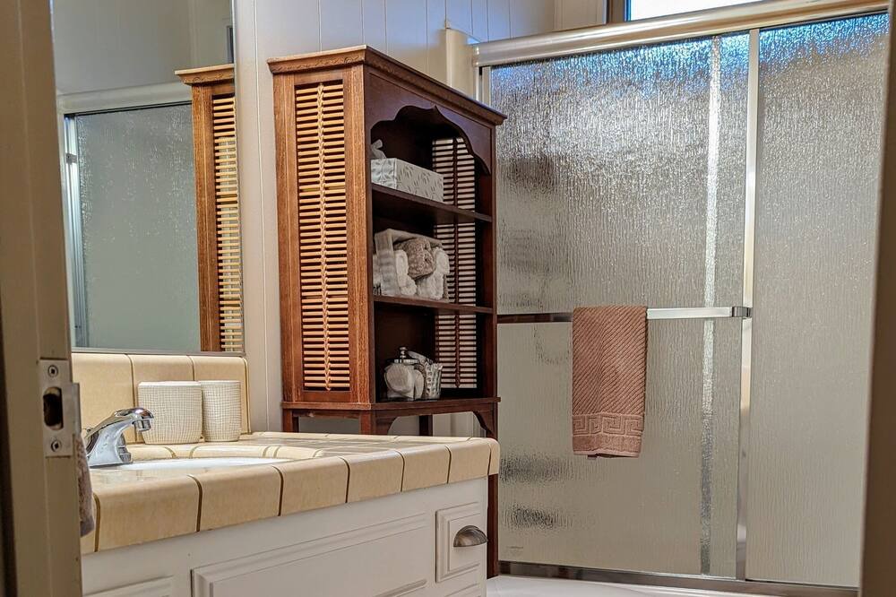 Photo of Bathroom in Frazier Park