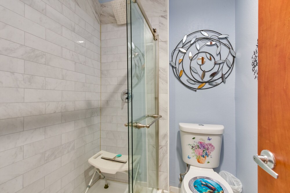 Photo of Bathroom in Silver Lakes Country Club