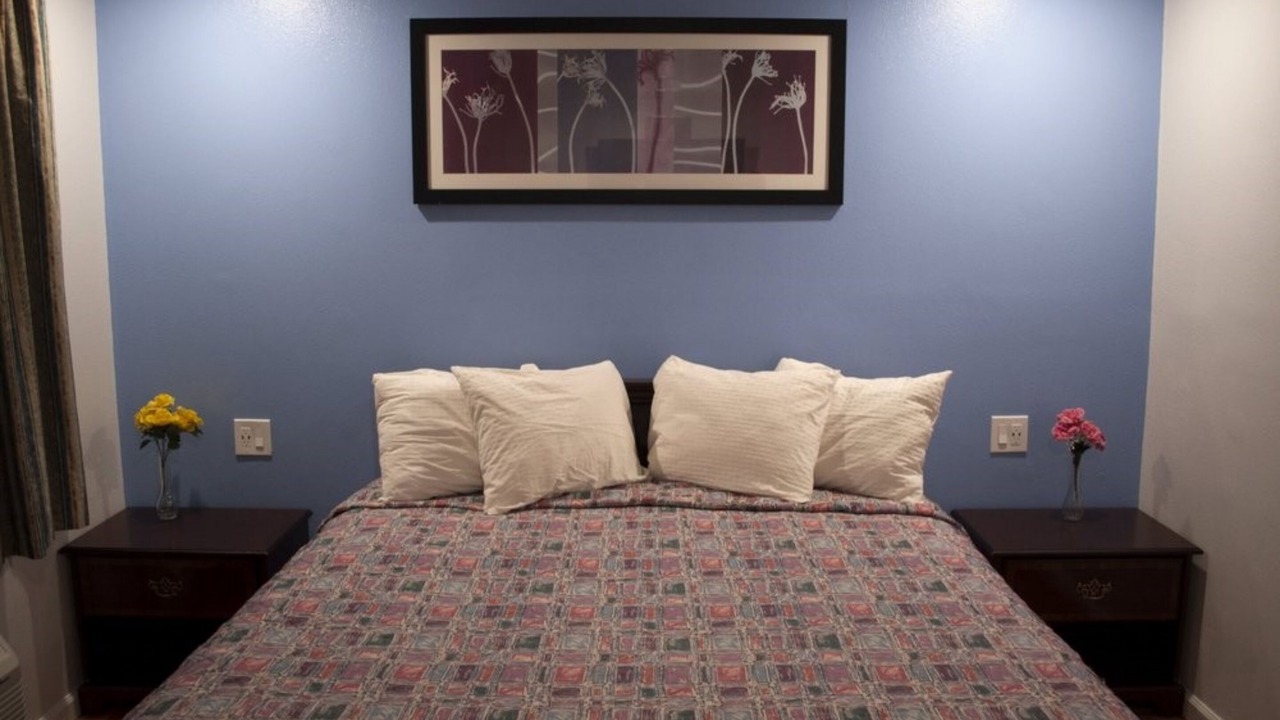 Photo of Bedroom in Oakland