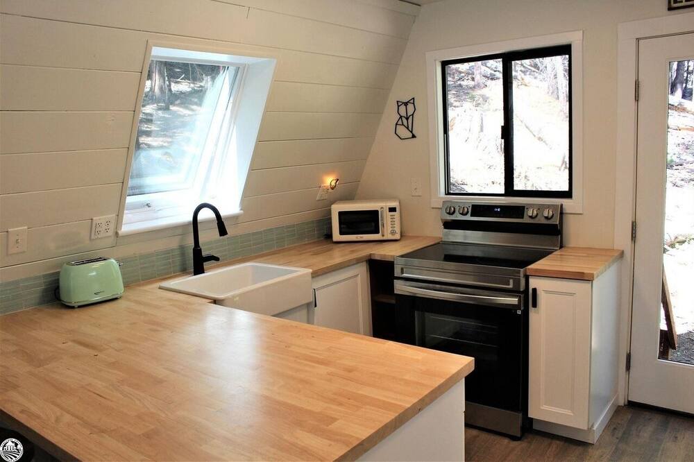 Photo of Kitchen in Cold Springs