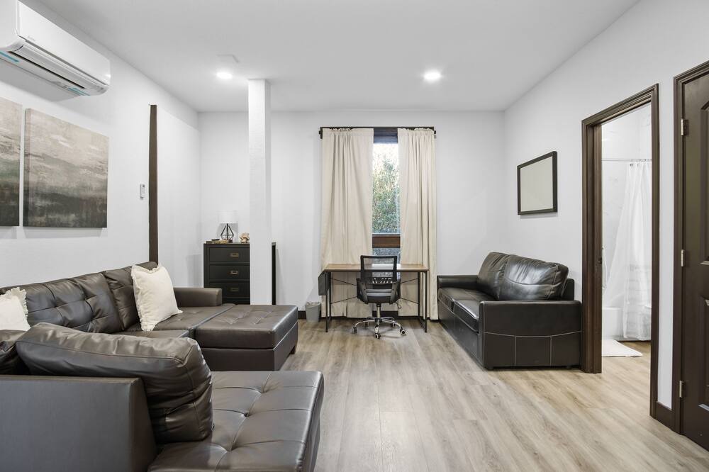 Photo of Livingroom in Moraga