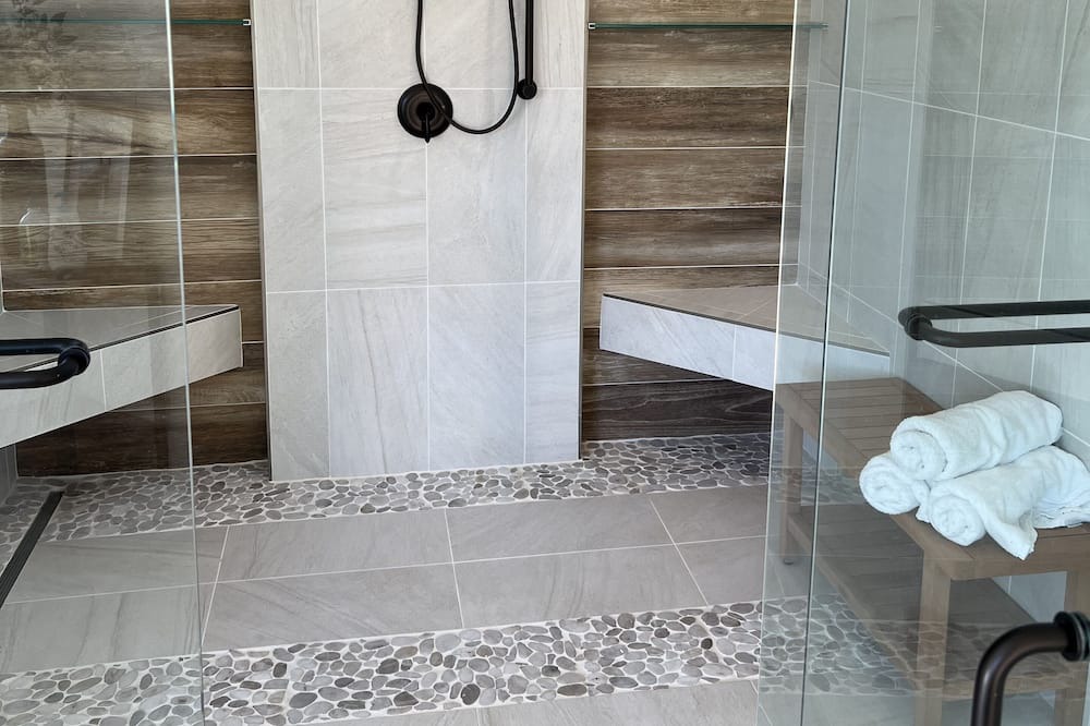 Photo of Bathroom in Reno