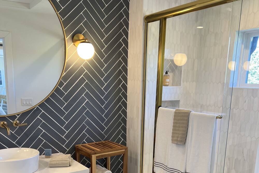 Photo of Bathroom in Reno