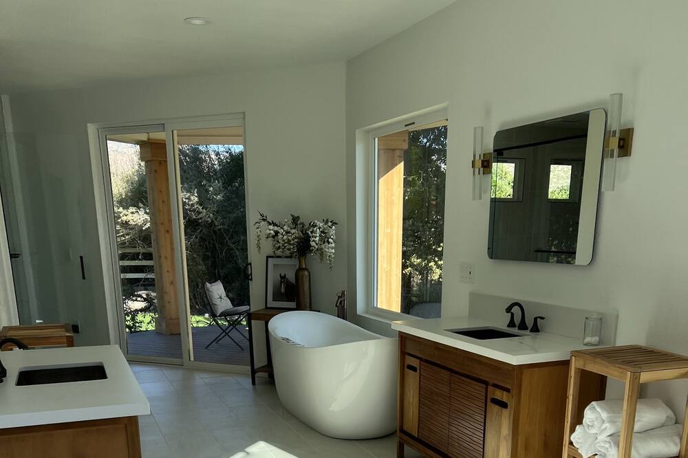 Photo of Bathroom in Reno