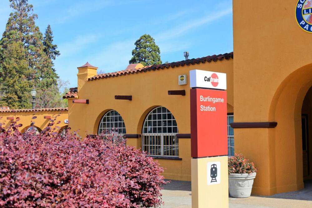 Photo of Outdoor in Burlingame Terrace