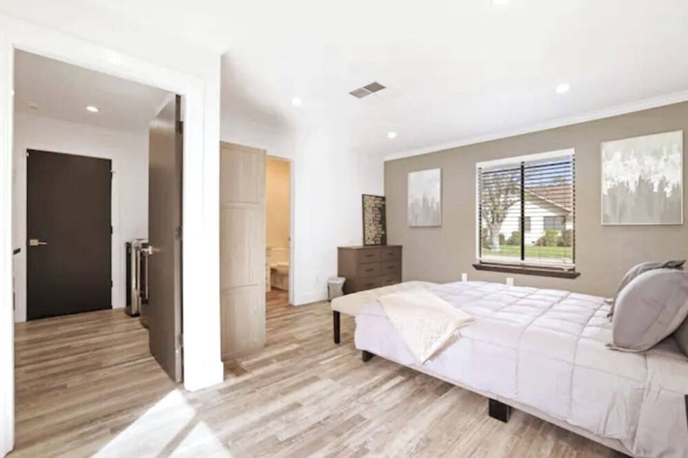 Photo of Bedroom in Modesto