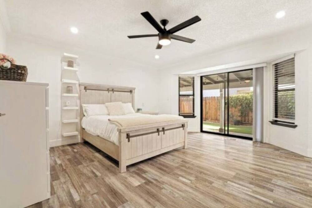 Photo of Bedroom in Modesto