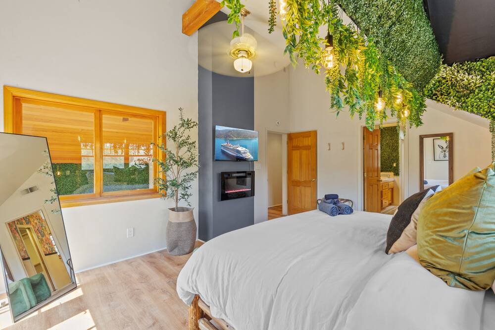 Photo of Bedroom in Tehachapi