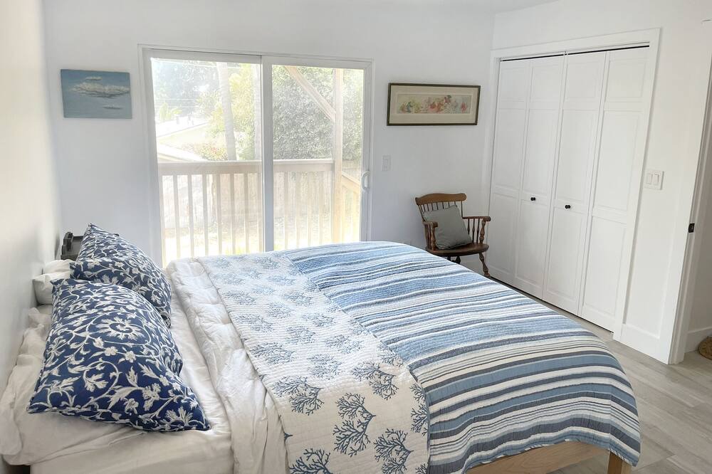 Photo of Bedroom in Westside Santa Cruz