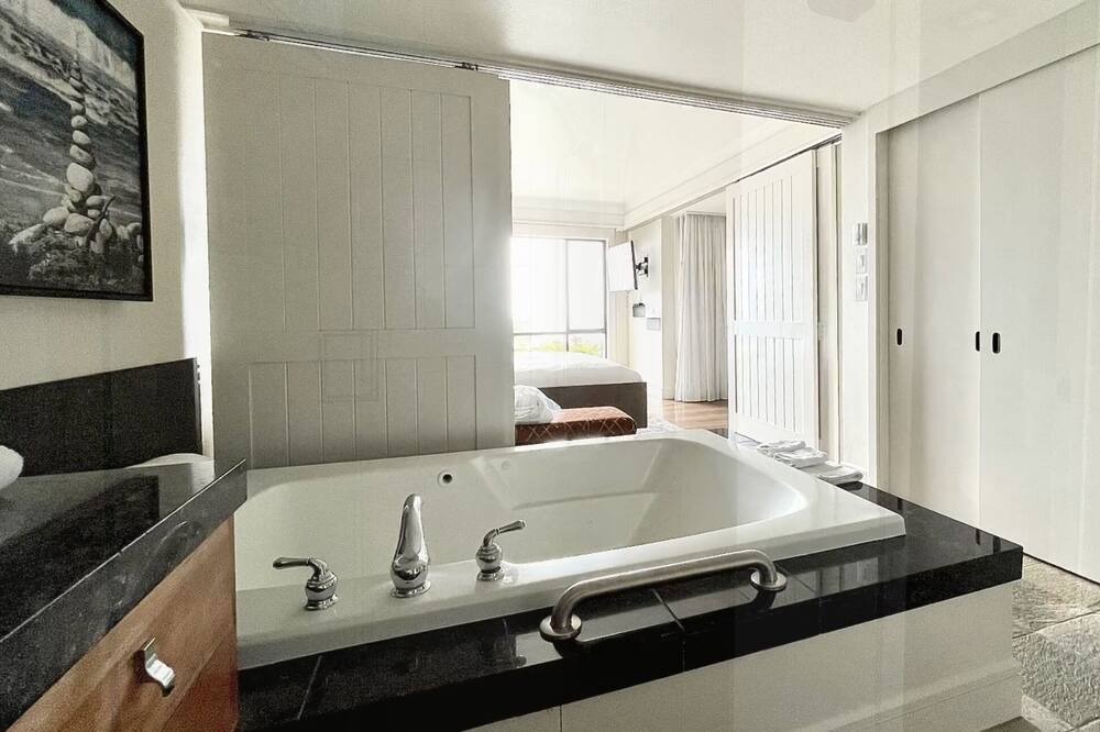 Photo of Bathroom in Carmel Highlands