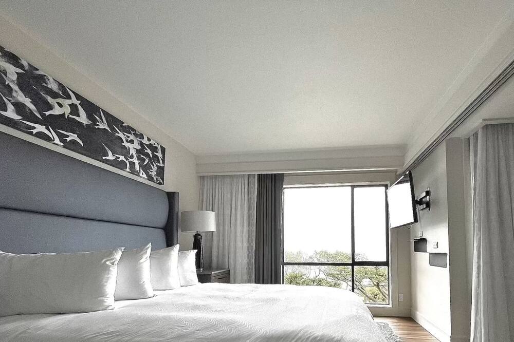 Photo of Bedroom in Carmel Highlands