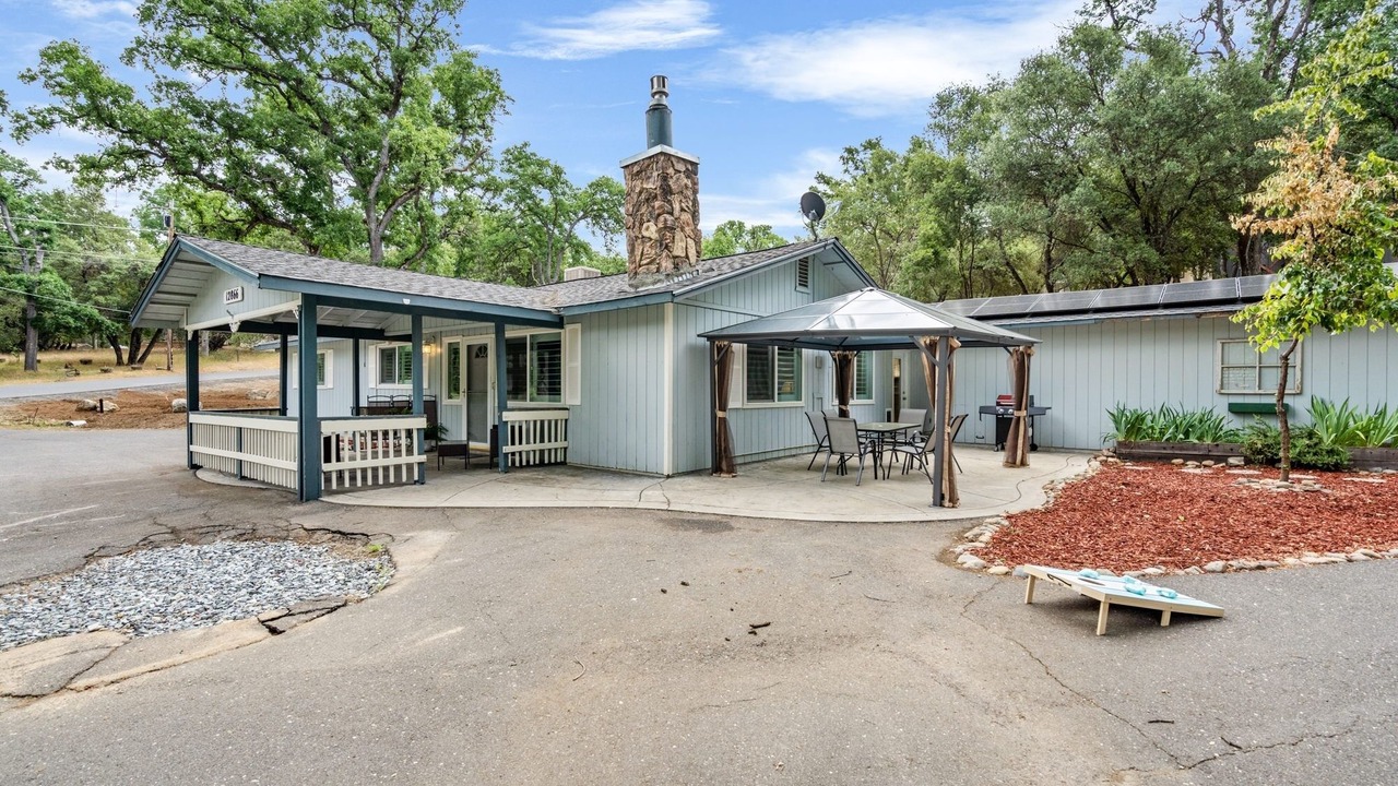 Photo of Outdoor in Groveland