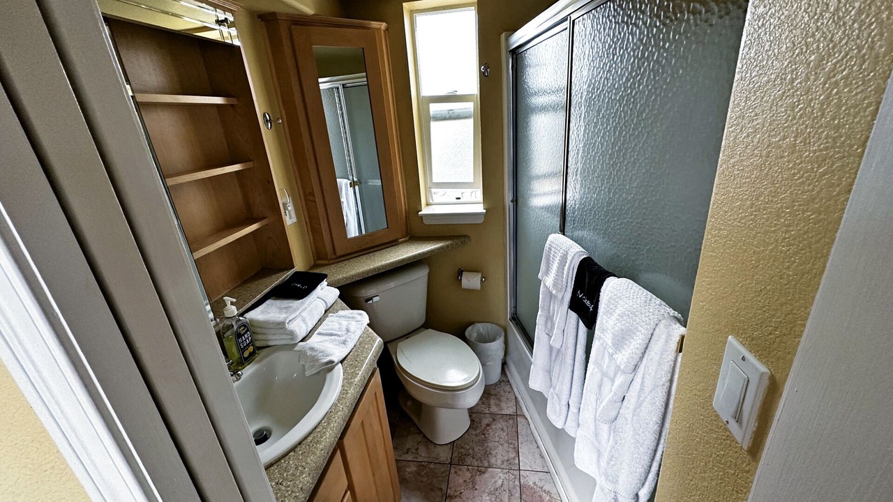 Photo of Bathroom in Marina