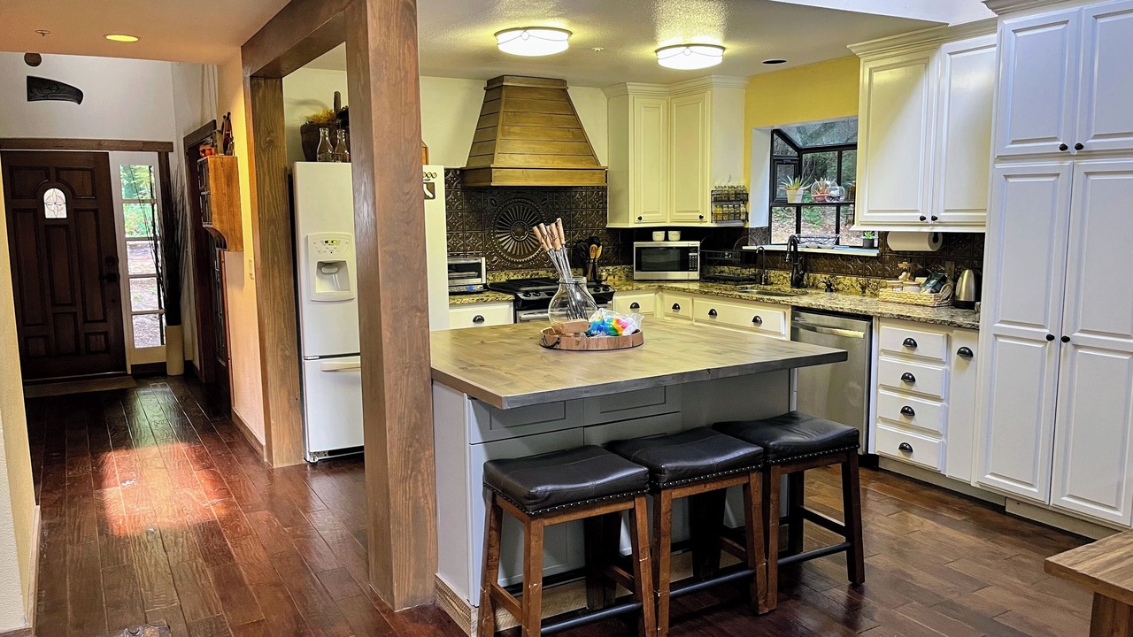 Photo of Kitchen in Pescadero
